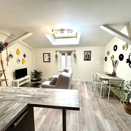 Appartement Le Repaire, Acces Terrasse De L'Etablissement à Rives  Extérieur photo